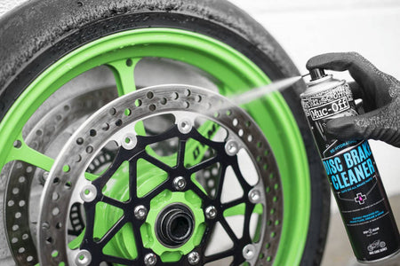 Muc-Off 613 - Čistič brzdových kotoučů a destiček, zabraňuje skřípání - 400ml - Čistič brzd