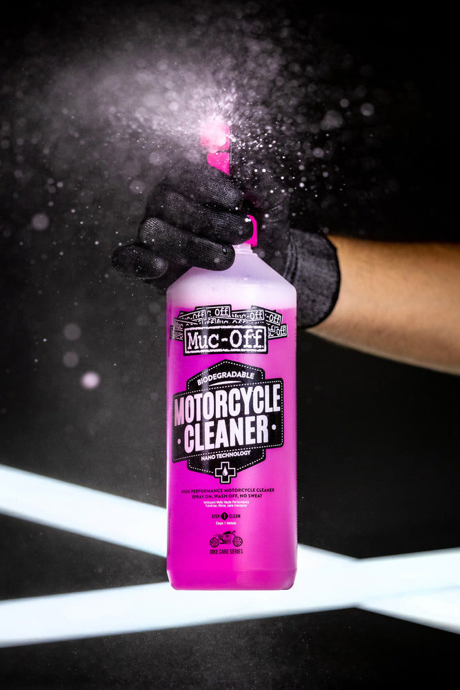 Muc-Off 664-CTJ - Biologicky odbouratelný nanotechnologický čistič motocyklů s rozprašovačem - 1l - Nano Tech čistič motocyklů