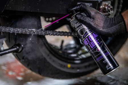 Muc-Off 611 - Voděodolné mazivo na řetězy - 400 ml - Wet Chain Lube