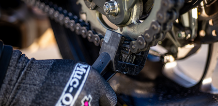 Muc-Off 21069 - Sada pro péči o řetěz motocyklu