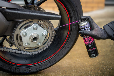 Muc-Off 637 - mazivo na řetězy do každého počasí, keramická báze - 400 ml - mazivo na řetězy do každého počasí