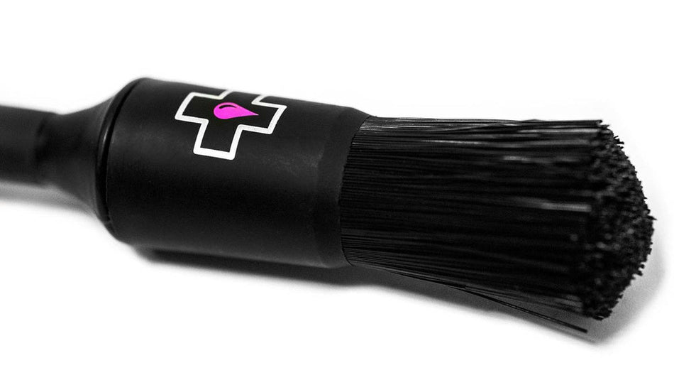 Muc-Off 368 - Kartáč na detailní čištění hnacího ústrojí